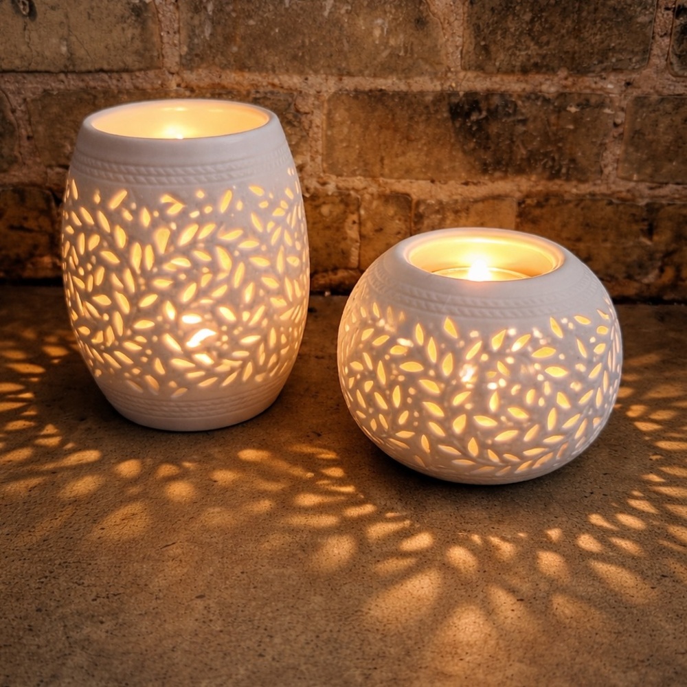Set of 2 White Ceramic Cutout Candle Holders – Leaf Pattern